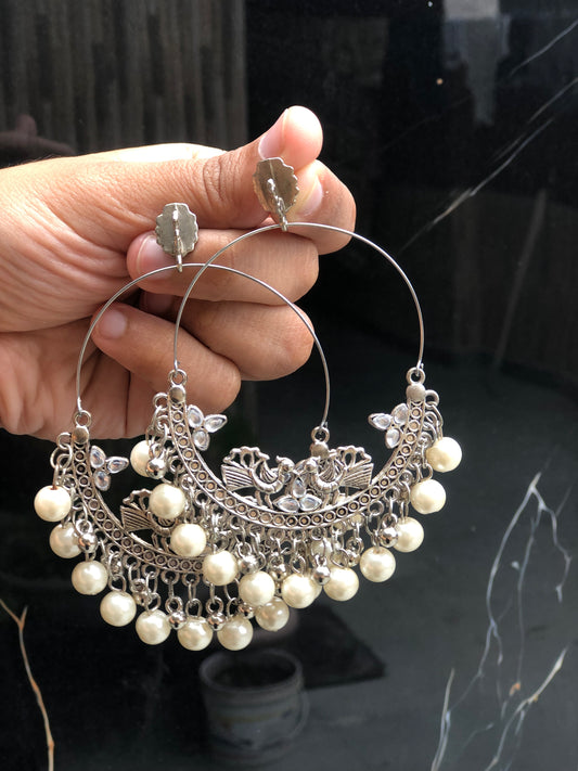 Pearl Haze Chandbali